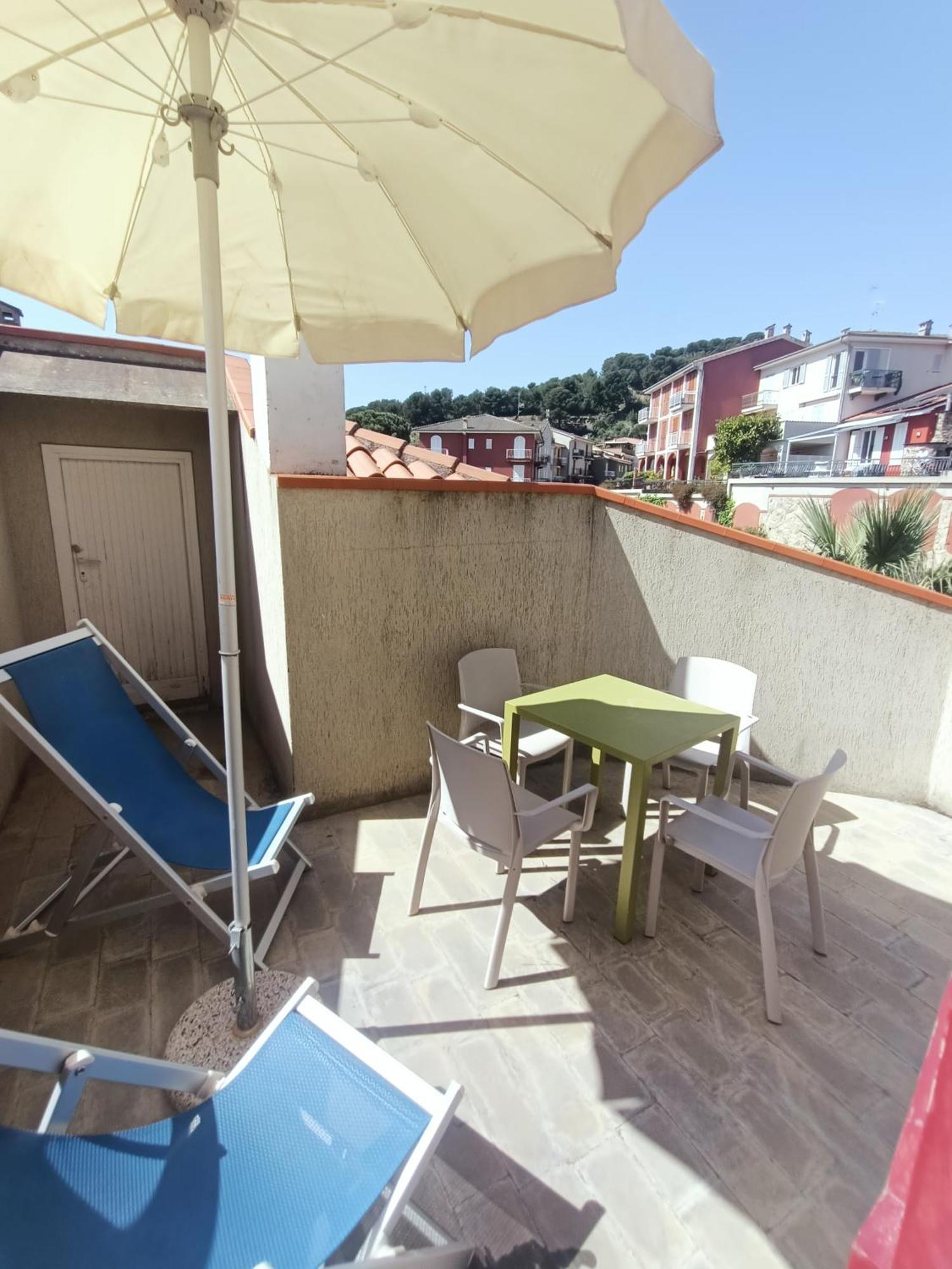 Residence La Meridiana San Bartolomeo Al Mare Extérieur photo