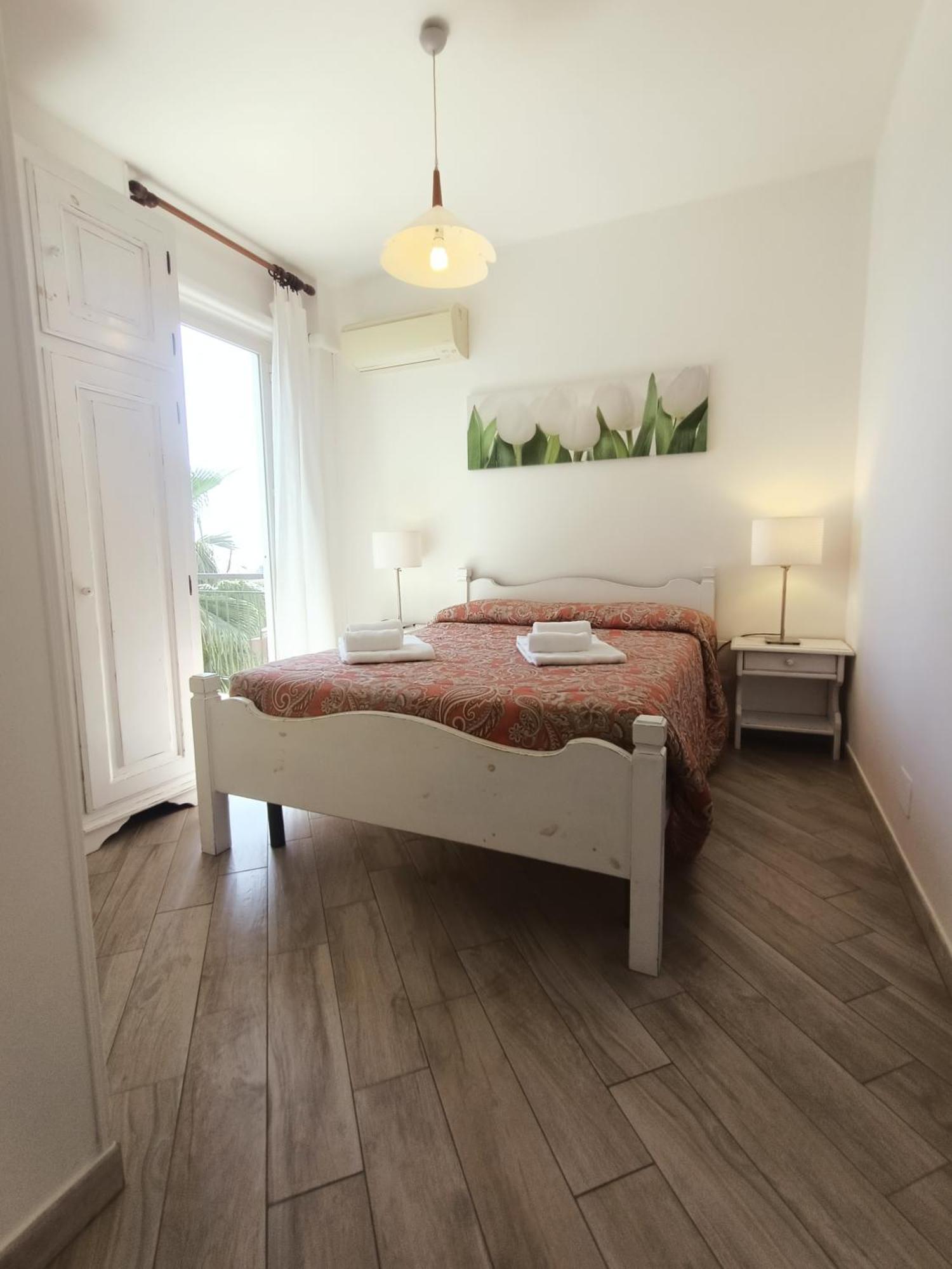 Residence La Meridiana San Bartolomeo Al Mare Extérieur photo